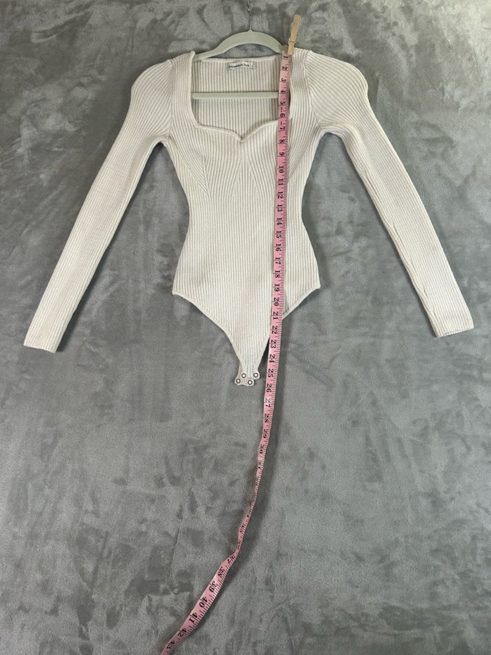 Abercrombie & Fitch Ribbed Long Sleeve Square Neck Bodysuit in Cream - Picture 6 of 7